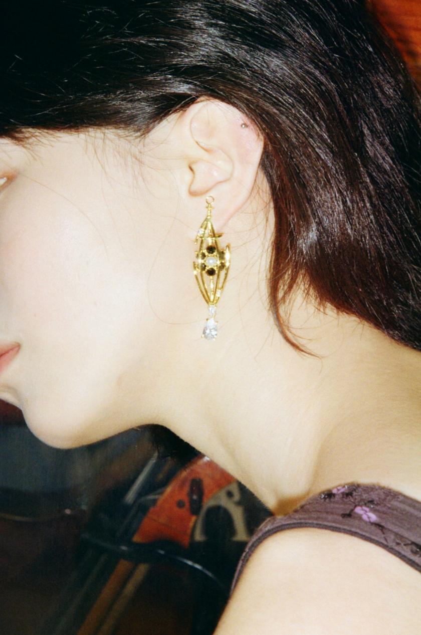 Earrings | Hanying X Momonary Earrings (Gold) Earrings Ear Clips