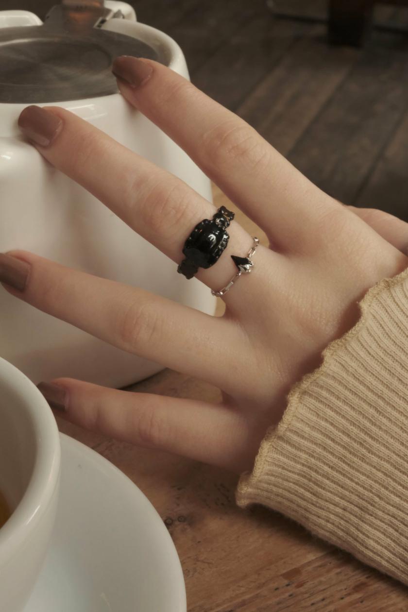 Rings | Gemstone Flower Black Enamel Ring Jewelry Black